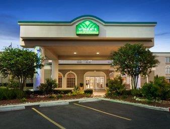 Wingate By Wyndham Hotel San Marcos
