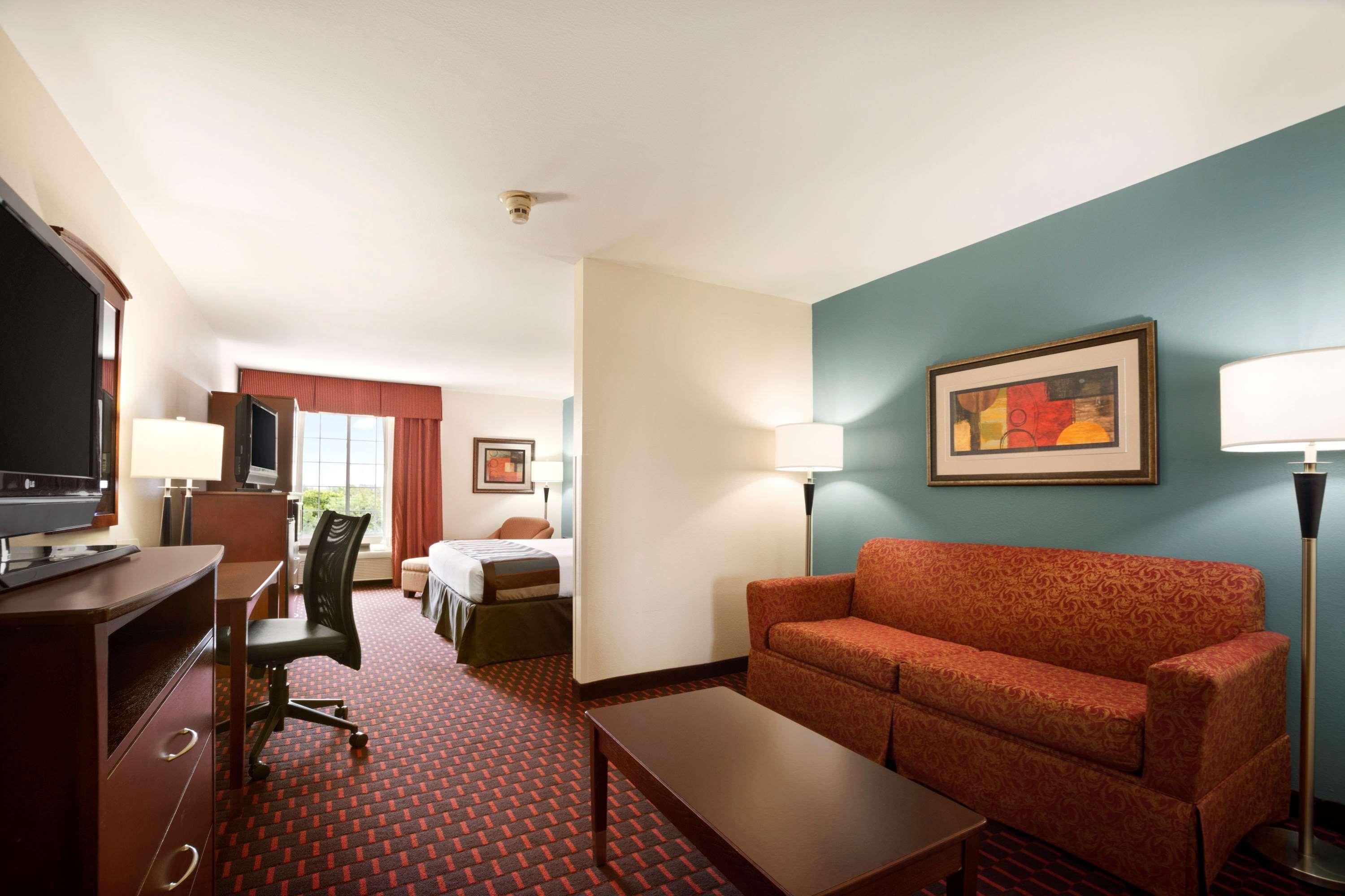 Wingate By Wyndham 3* San Marcos