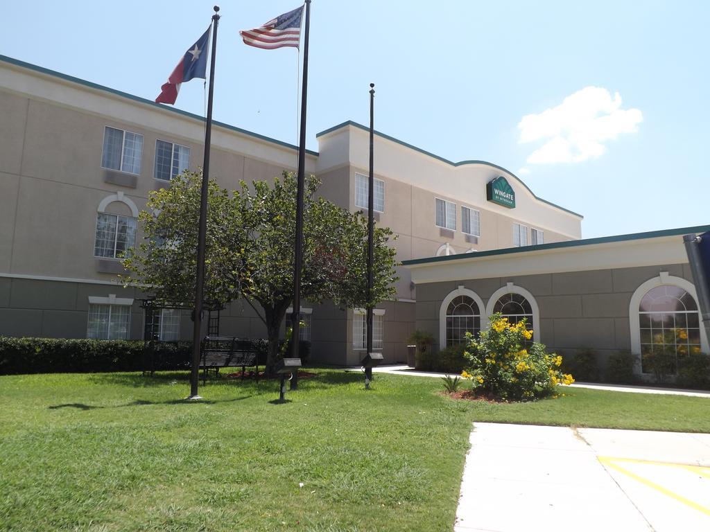 Wingate By Wyndham 3*