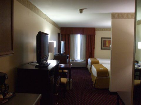 Wingate By Wyndham Hotel