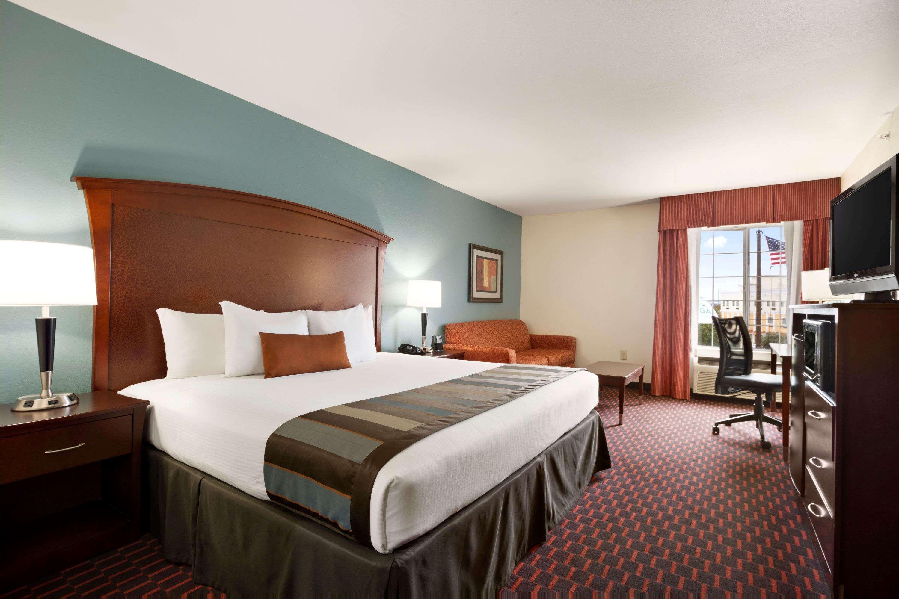 Hotel Wingate By Wyndham San Marcos