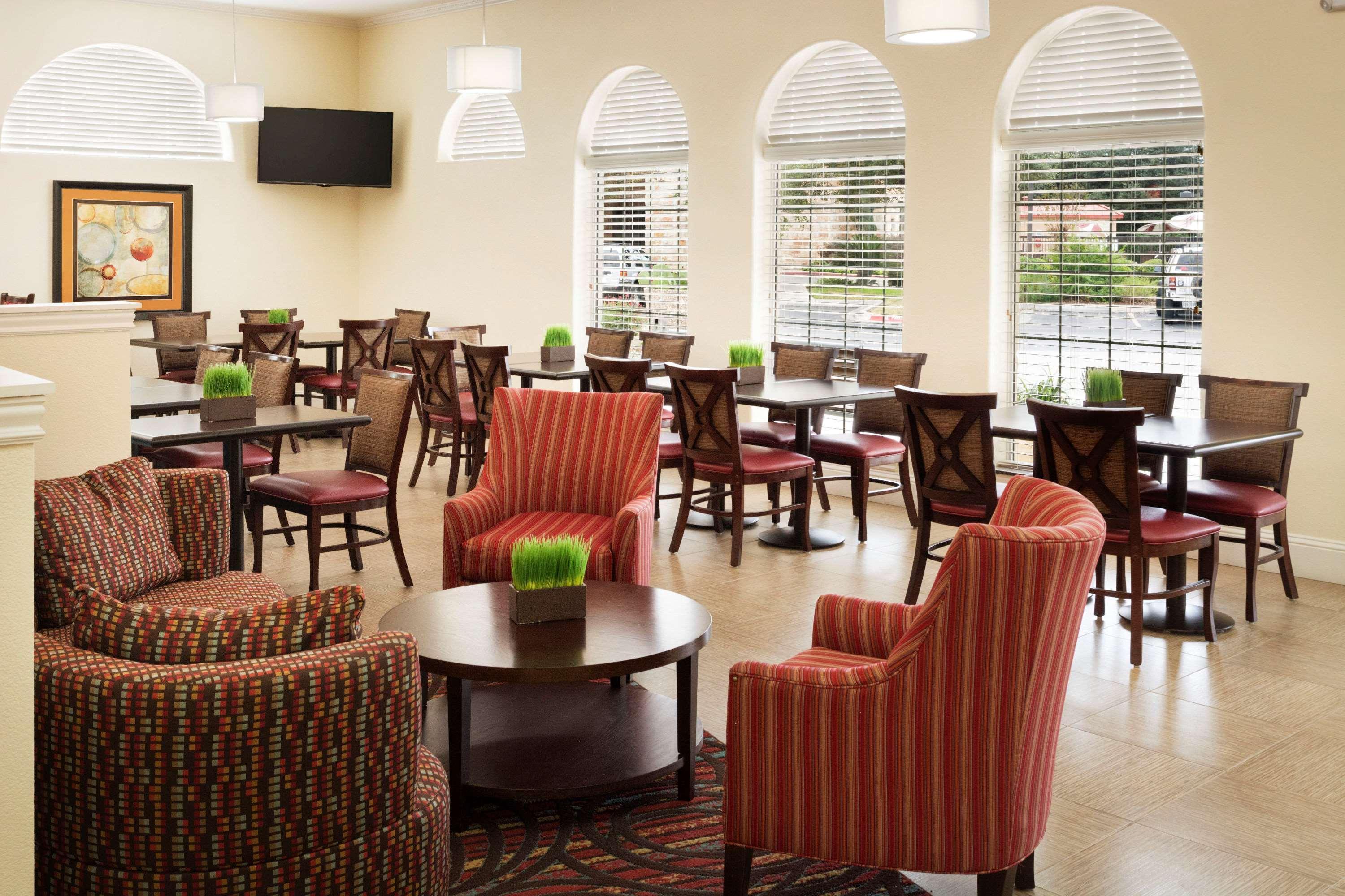 Wingate By Wyndham 3* San Marcos
