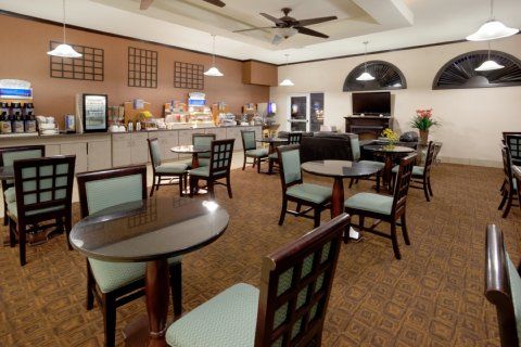 Hotel Wingate By Wyndham 3*