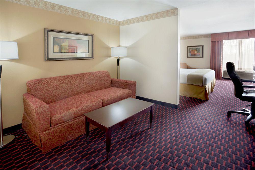 Wingate By Wyndham 3* San Marcos